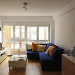 Casa Junto Al Mar ヒホン