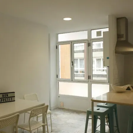 Apartment Alojamiento Frente A La Playa Gijon